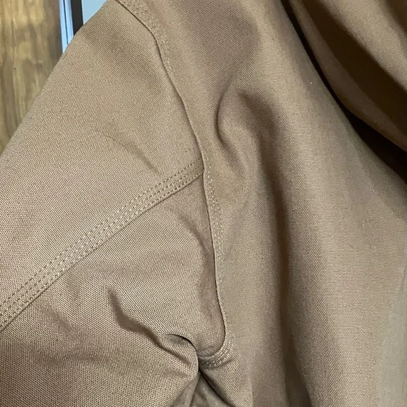 NWT heavyweight duck thermal hooded jacket model number 3006–2002